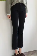 ハイウエスト黒デニムの9分丈フレアパンツ【秋冬用・スリム効果】