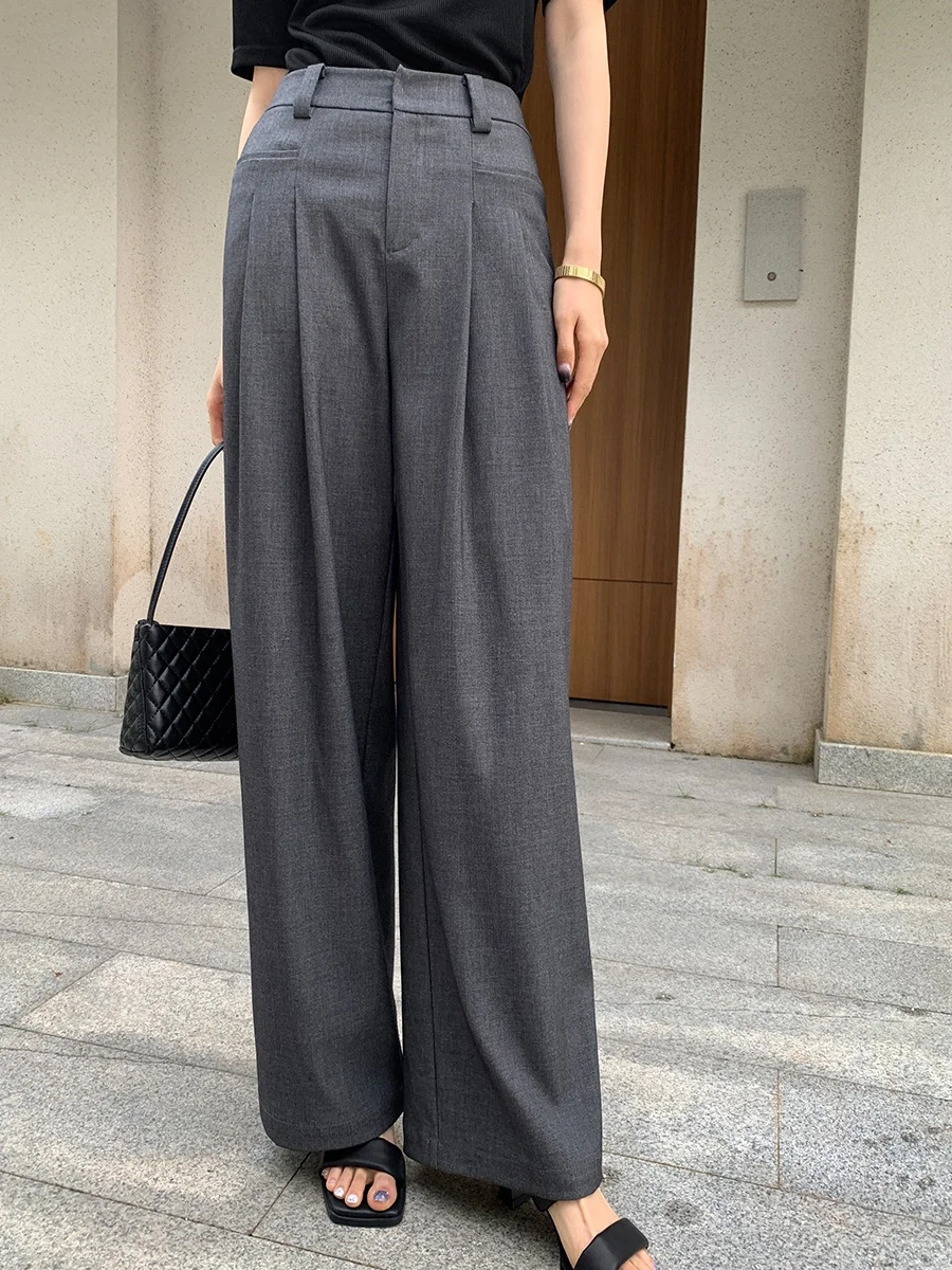 カーゴパンツ コーデ レディース - ストレートフィットとスリム効果の実用性