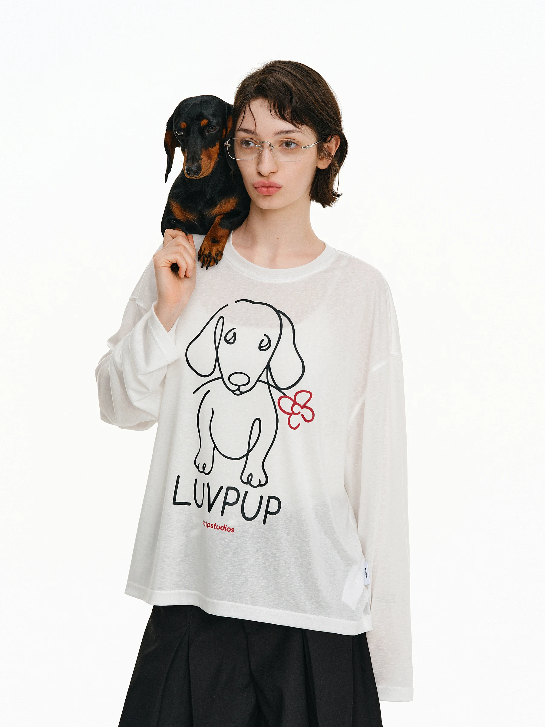 犬のデザイン長袖Tシャツ：PCLPブランドの春夏向け通気性スタイル