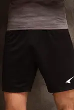 通気性に優れたランニングショートパンツ【速乾・男女兼用・フィットネス・ジョギング用】