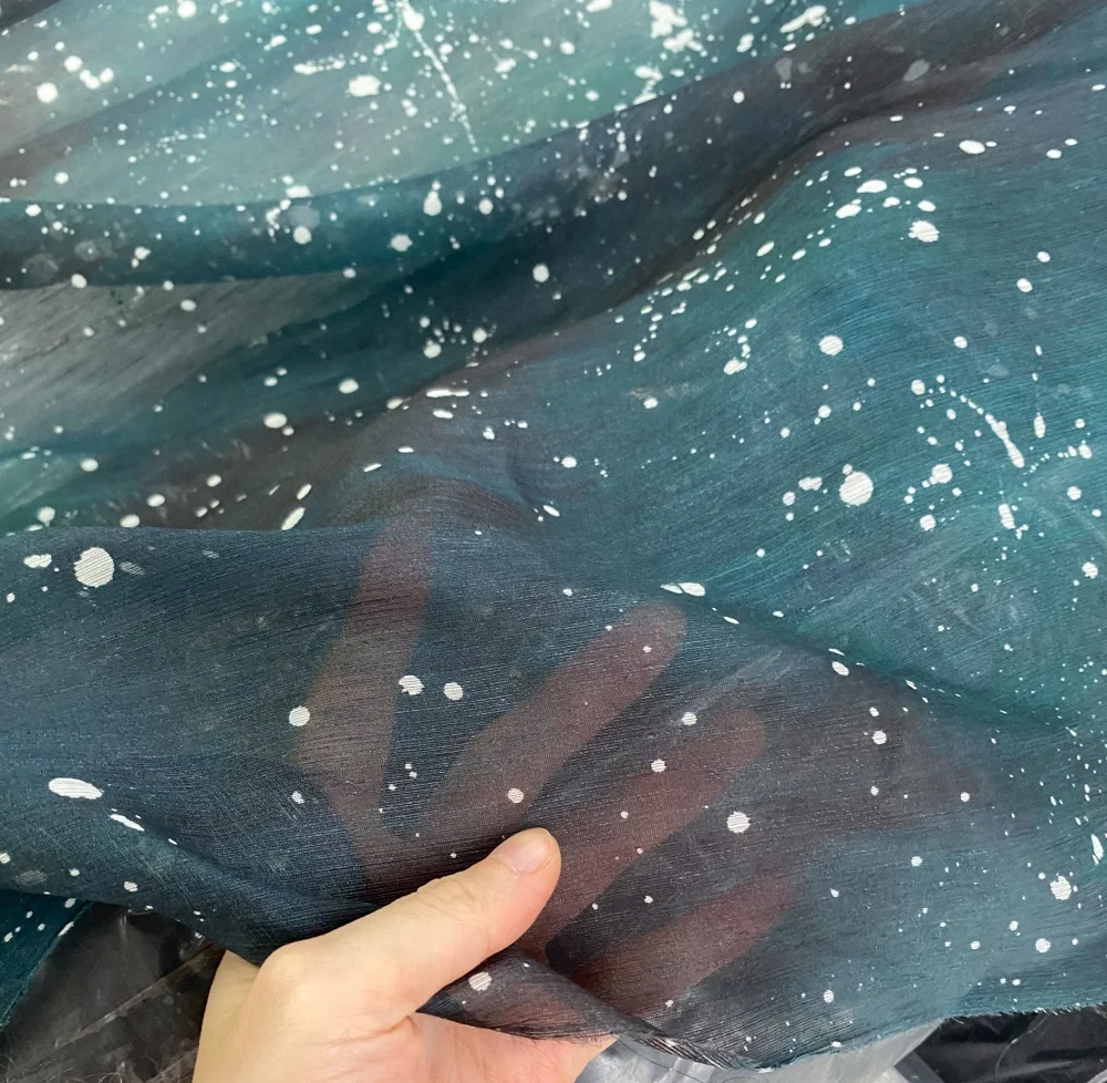 星空柄薄手透け感生地：中国風の真絲苎麻で実現する自然な透け感と通気性
