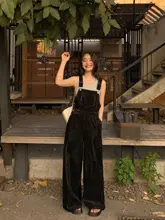 ブラックコーデュロイサロペットパンツ【カジュアル・ルーズフィット・フレアパンツ】（セットアップ対応）