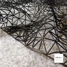 立体的な透かし模様の生地【デザイン素材・空間デザイン用】