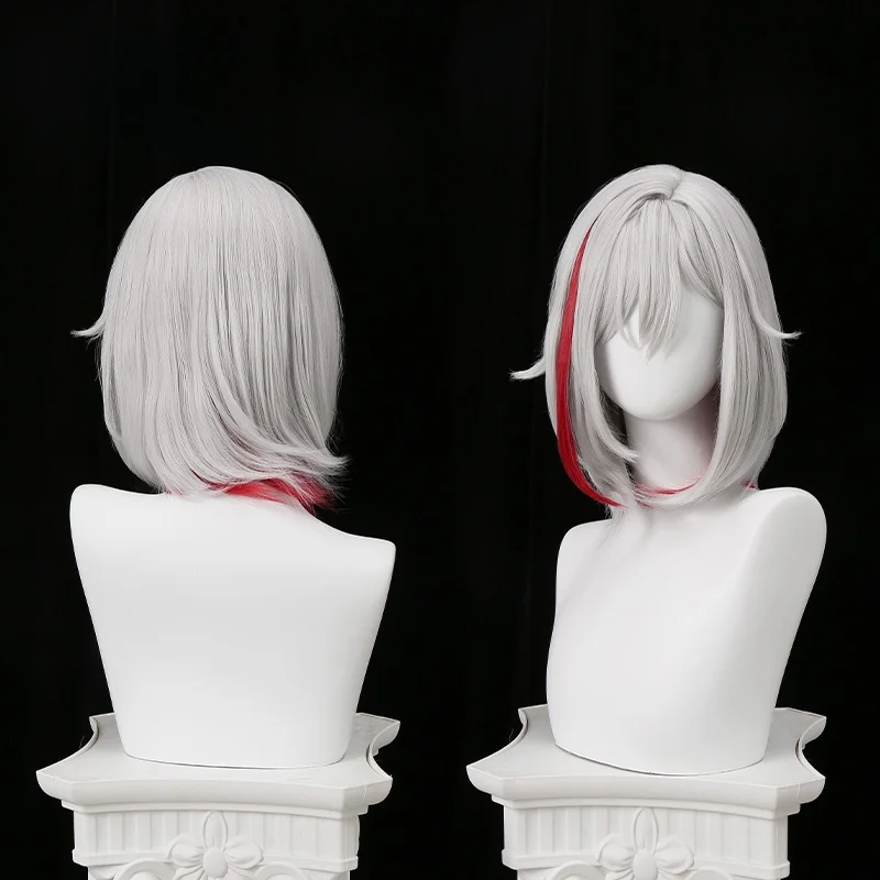 おしりかじり虫 キャラクター と おたまじゃくし 顔 の違いは？銀白色のコスプレウィッグで解き明かすリアルな違いとは
