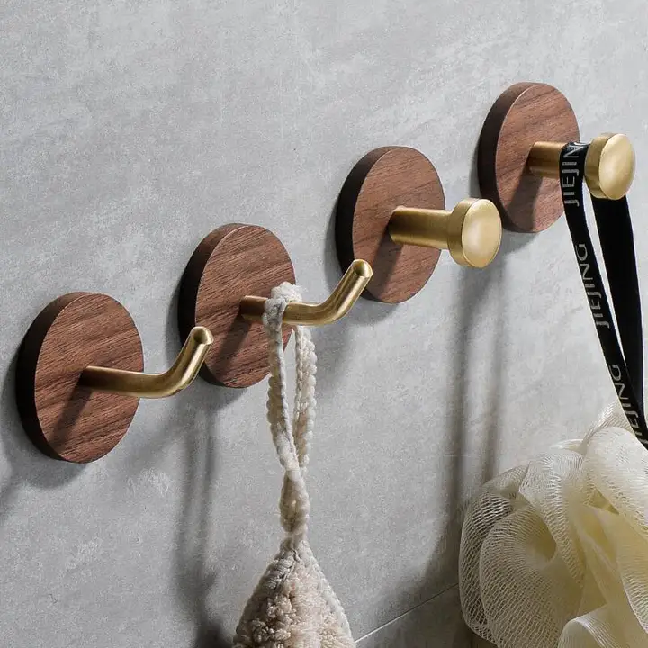 無穴あけの強力粘着フック【黒胡桃木製・真鍮デザイン・玄関・衣類掛け用】