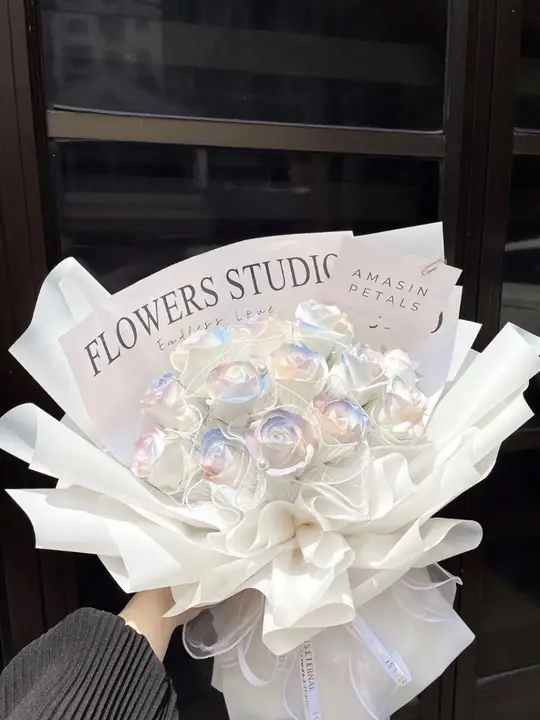バラのアートフラワーブーケ【ソープフラワー・誕生日ギフト・女性向け・の花】