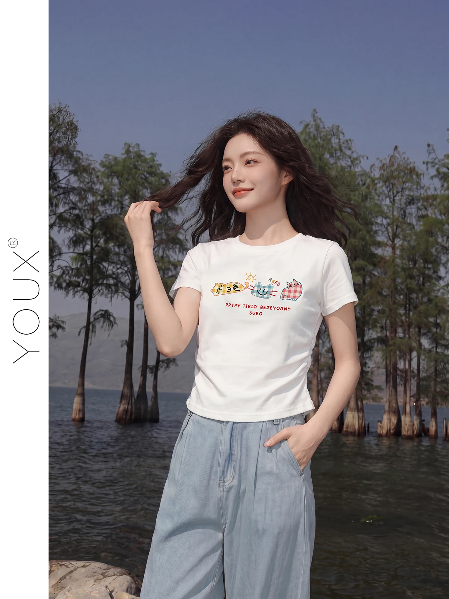 ピチピチTシャツはどう選ぶ？  猫印刷の通勤風短袖が夏の着心地を救う理由