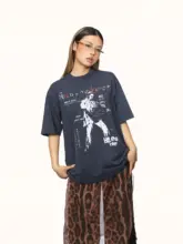ギタープリント半袖Tシャツ【ユニセックス・夏用・ゆったりデザイン・ビンテージスタイル】