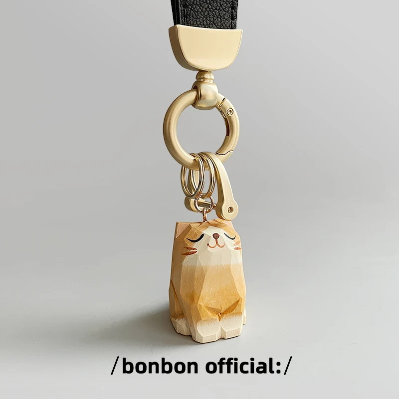 アンダー テール キーホルダー は本当に必要？大人向けのカバンにつけられる、心を癒す木彫り猫のキーホルダーとは