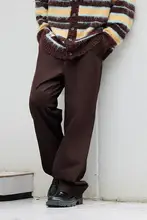深いコーヒーブラウンのコットンツイルストレートパンツ【ゆったりカジュアルデザイン】