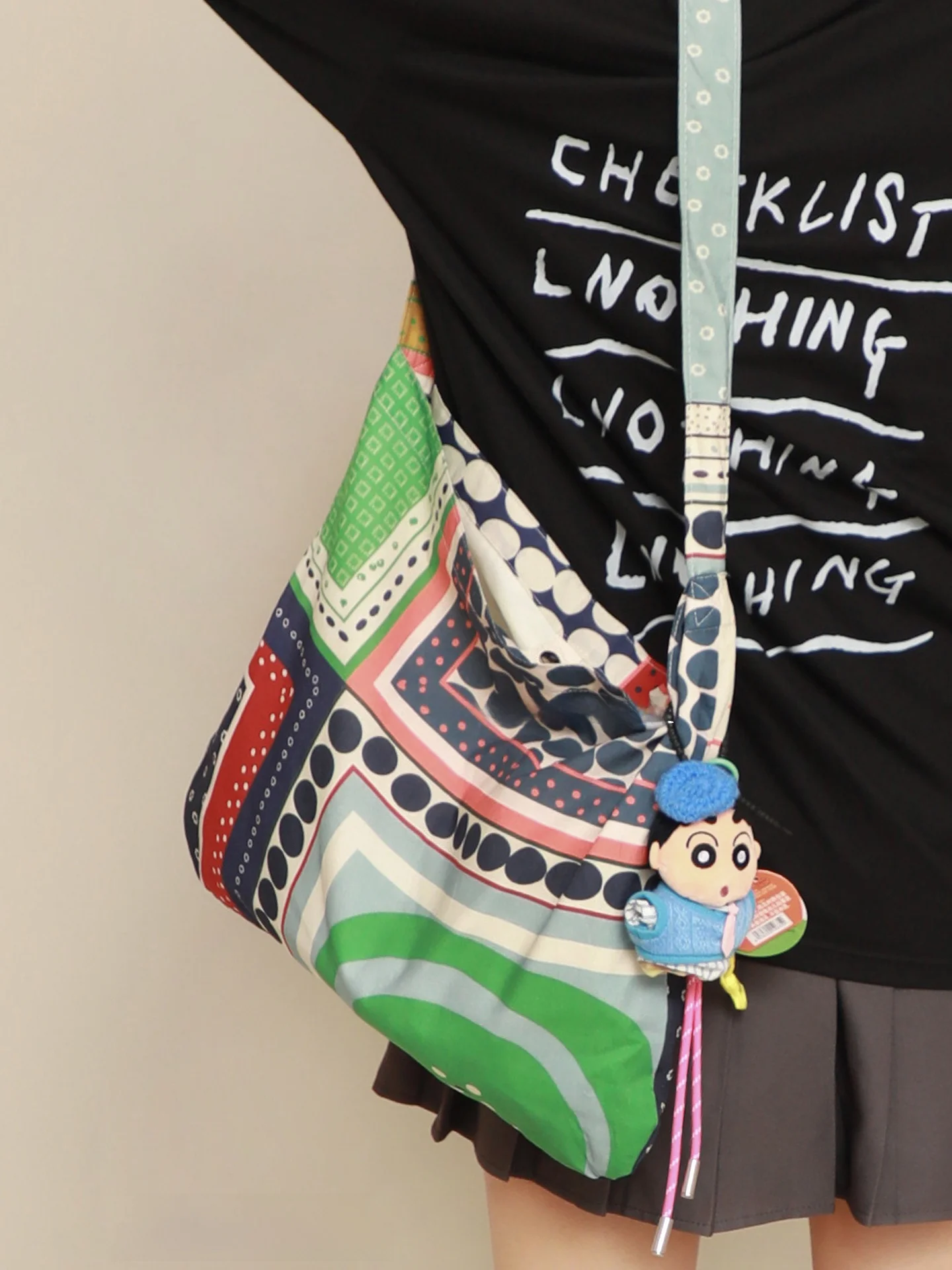 民族風レトロアートトートバッグ：カラフルドット柄の軽量使い分けガイド