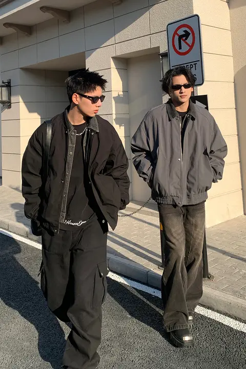 冬季カジュアルファッション！デニム風軽量ダウンジャケット【メンズ・フリース内張・保温性・シンプルデザイン】