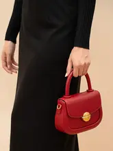 レトロな赤のショルダーバッグ【トート・結婚式用】