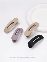 ミニサイズのヘアクリップ【マットな質感・シンプルなデザイン・無痕タイプ】