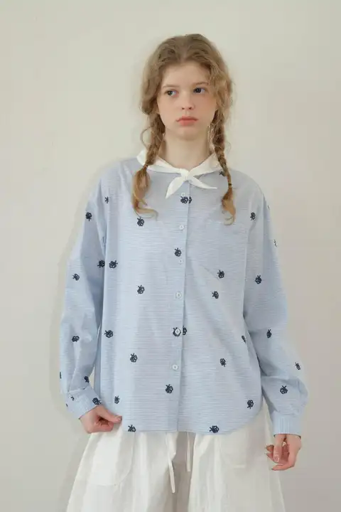 花刺繍チェック柄長袖シャツ【三角巾デザイン・重ね着対応】