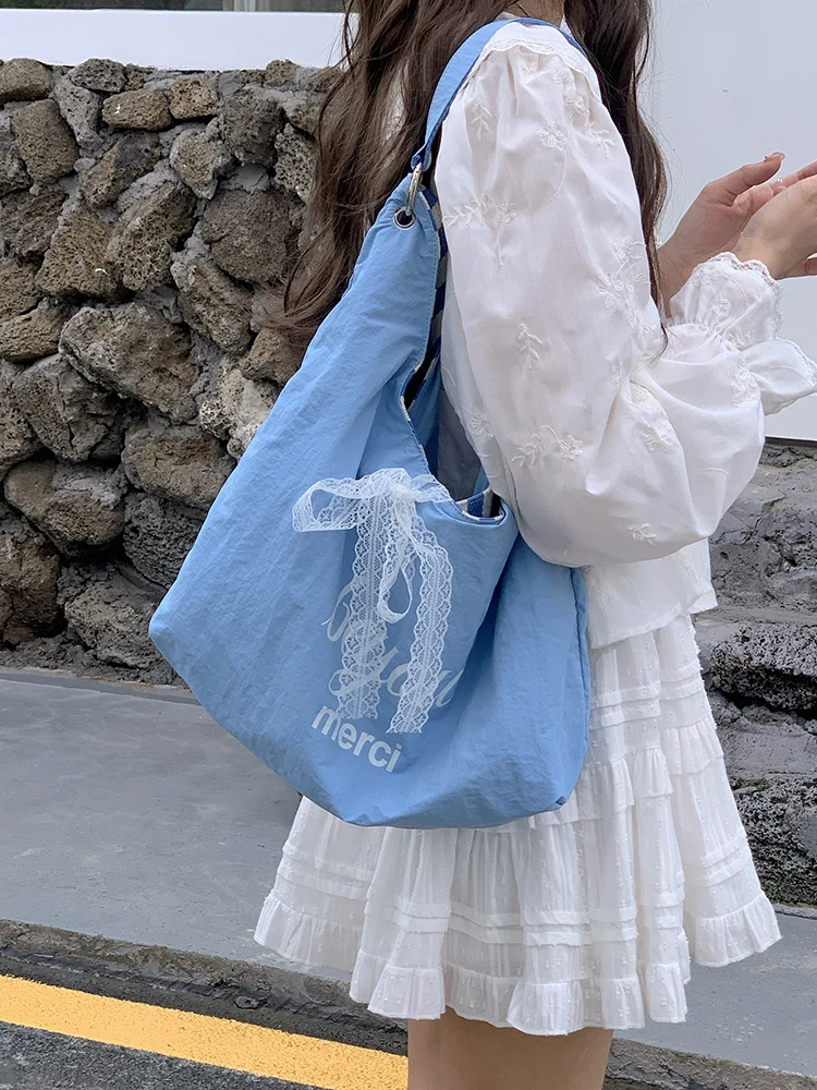 ストライプキャンバスバッグ：大学生女子に最適な軽量トート包の実用性とシーン別評価
