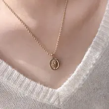 レトロアート風 銀杏葉とひまわりデザインのチタン鋼製ネックレス【ゴールドコーティング・日常使いに最適】