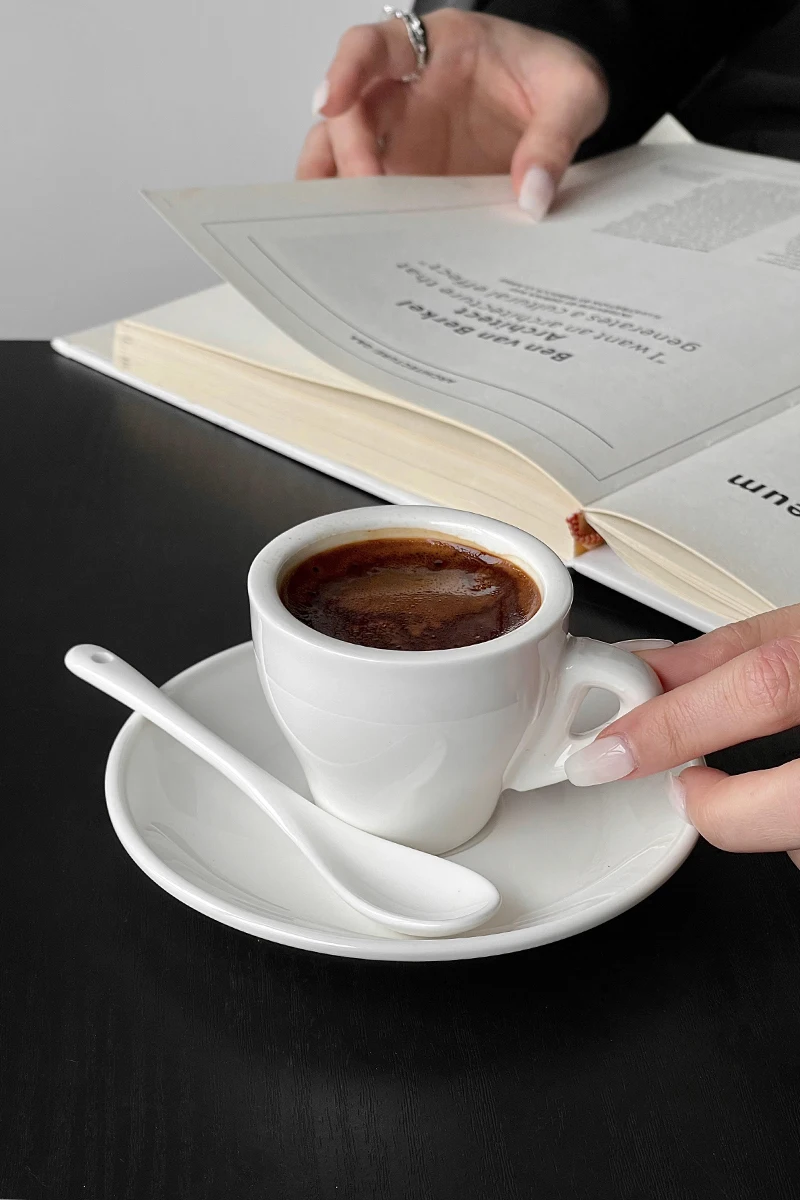白色エスプレッソカップ【陶器製・80ml・シンプルデザイン・コーヒーカップセット】