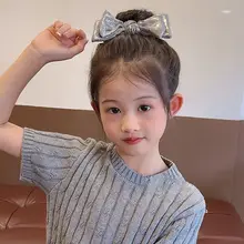 子供用シルバーリボンバンヘアクリップ【蝶結びデザイン・高級感】