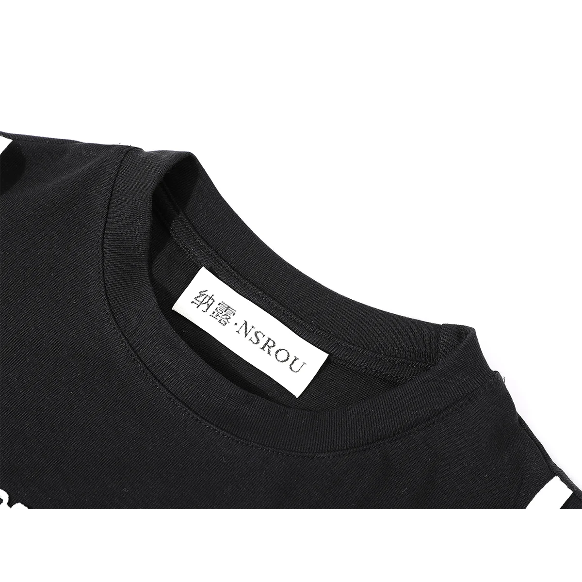 Tシャツ重ね着コーデ レディースで失敗しない方法は？個性的なカラーコンビネーションが解決する