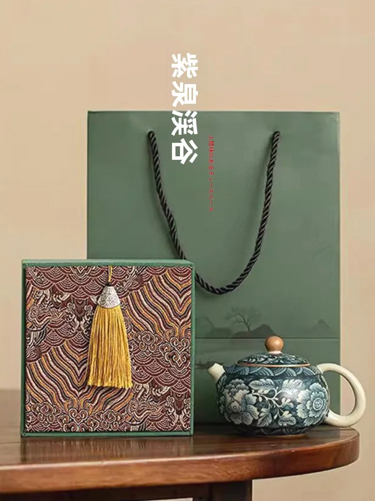 汝窯の繁花デザイン急須を選ぶべき理由は？中国製の陶器茶壺がもたらす、心の静けさとは