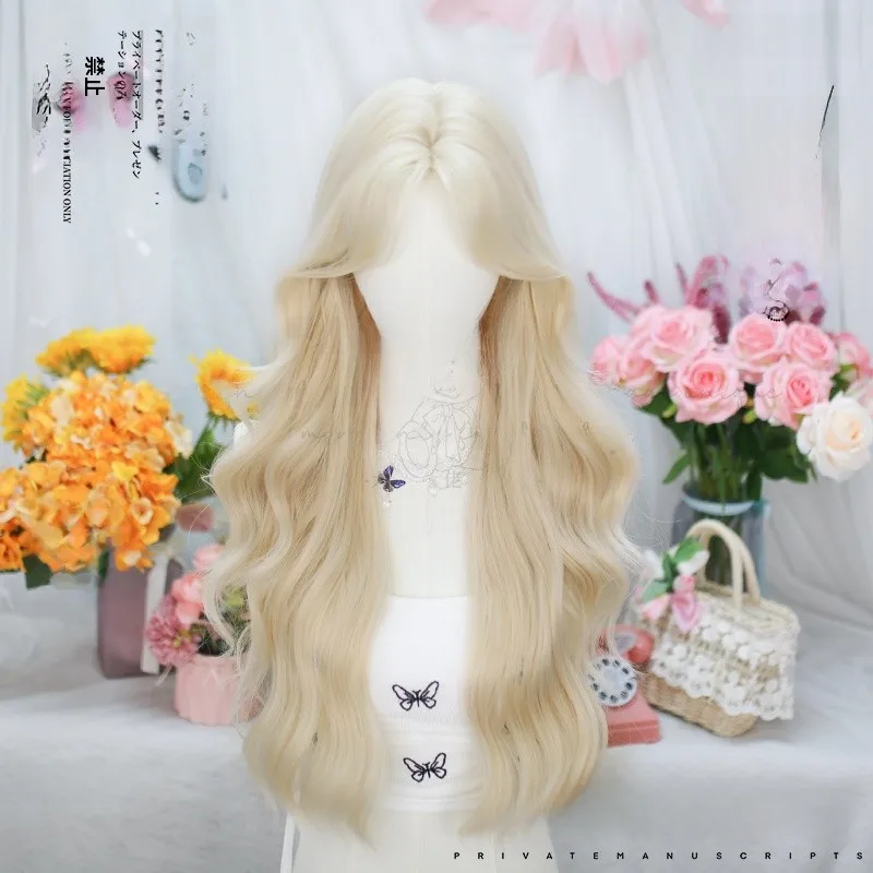 ロリータ風 八字ロングカールウィッグ：ウェーブタイプで実現するプールヘアアレンジの安定性とスタイルの自由