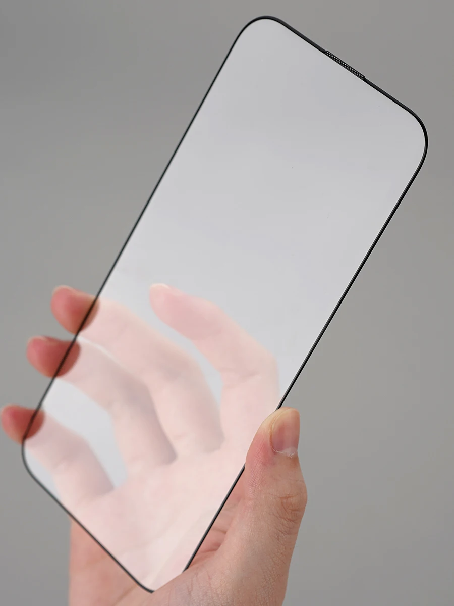 100均 スマホフィルム と ブランド製の違いは？iPhone 16 Pro に最適な3D強化ガラスフィルムを選ぶ方法とは？