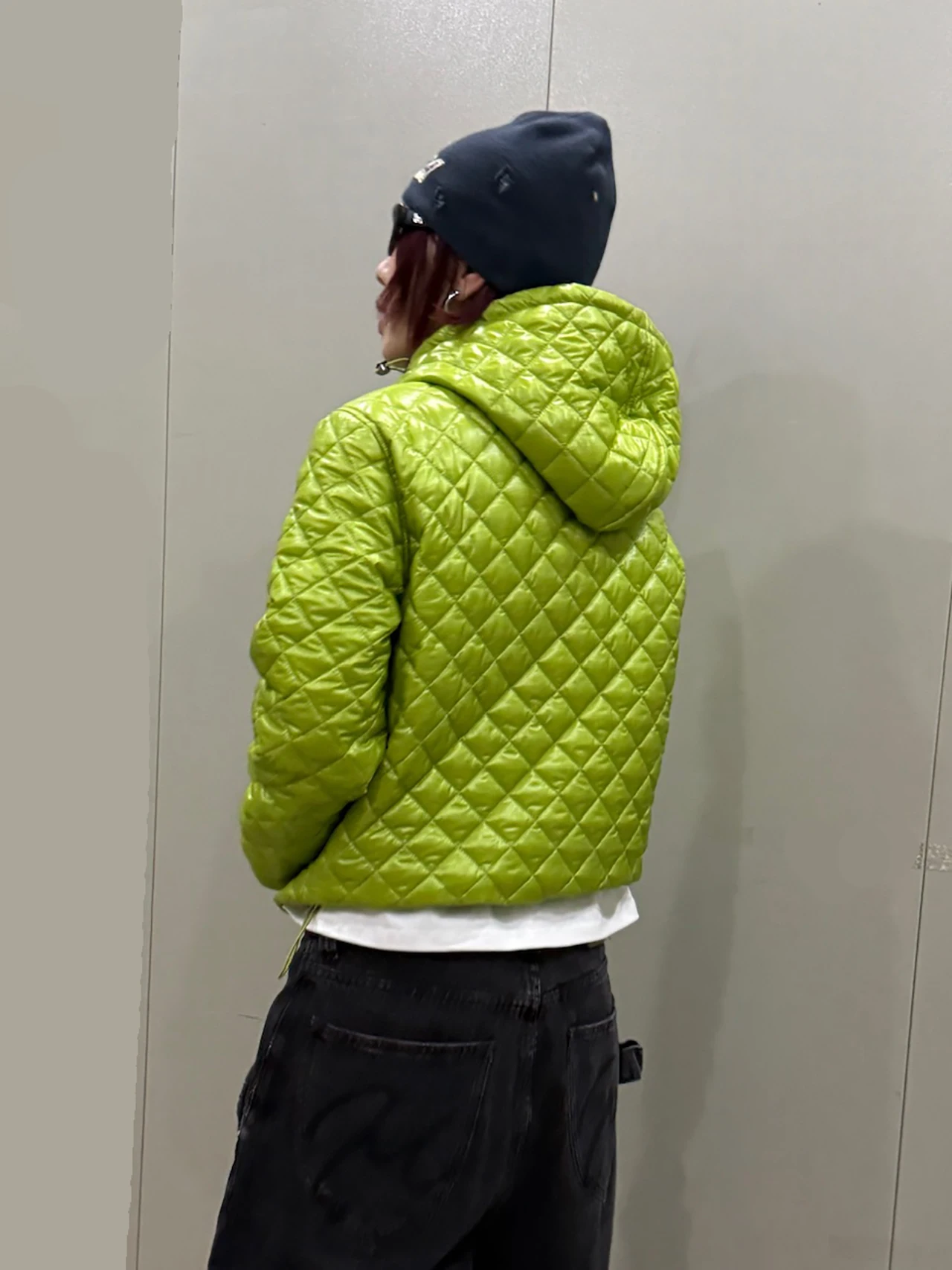 人気 マウンテン パーカー とは？ダイヤモンド刺繍が際立つ「ゆったりシルエット」の秋冬に最適なアイテムは？