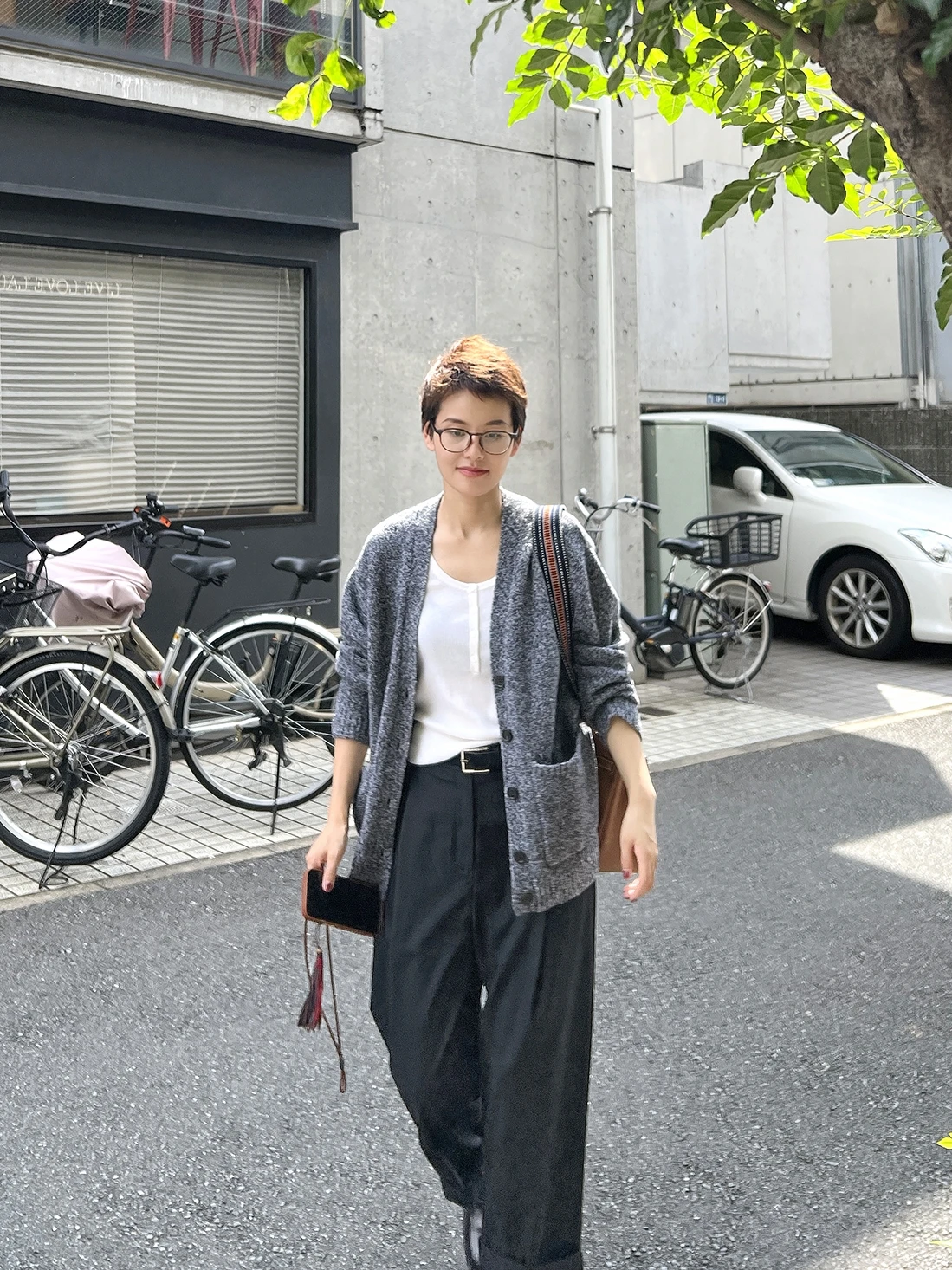 MsDidion ラムウール・ヤクウール混合カーディガン：秋冬重ね着のルーズフィットスタイルを実現