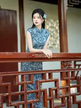 レトロ風 青花柄 旗袍【春夏用・ノースリーブ・新中式デザイン】