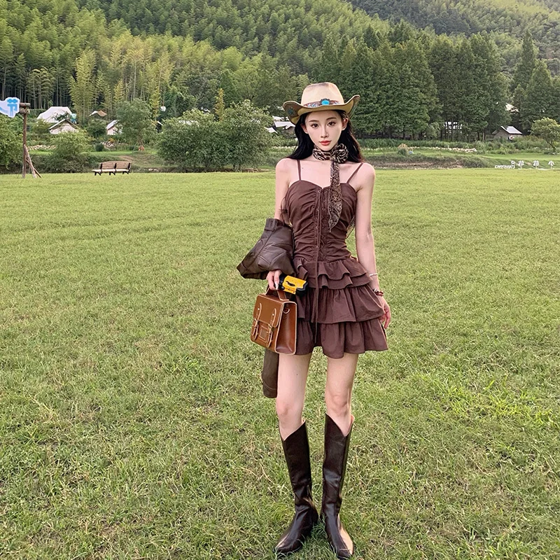 レトロなフリ  ル付きキャミソールドレス：女性向けの春夏秋冬対応スタイル