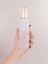 高級ガラス製化粧品ボトル【プッシュ式・スプレータイプ・美容液用】