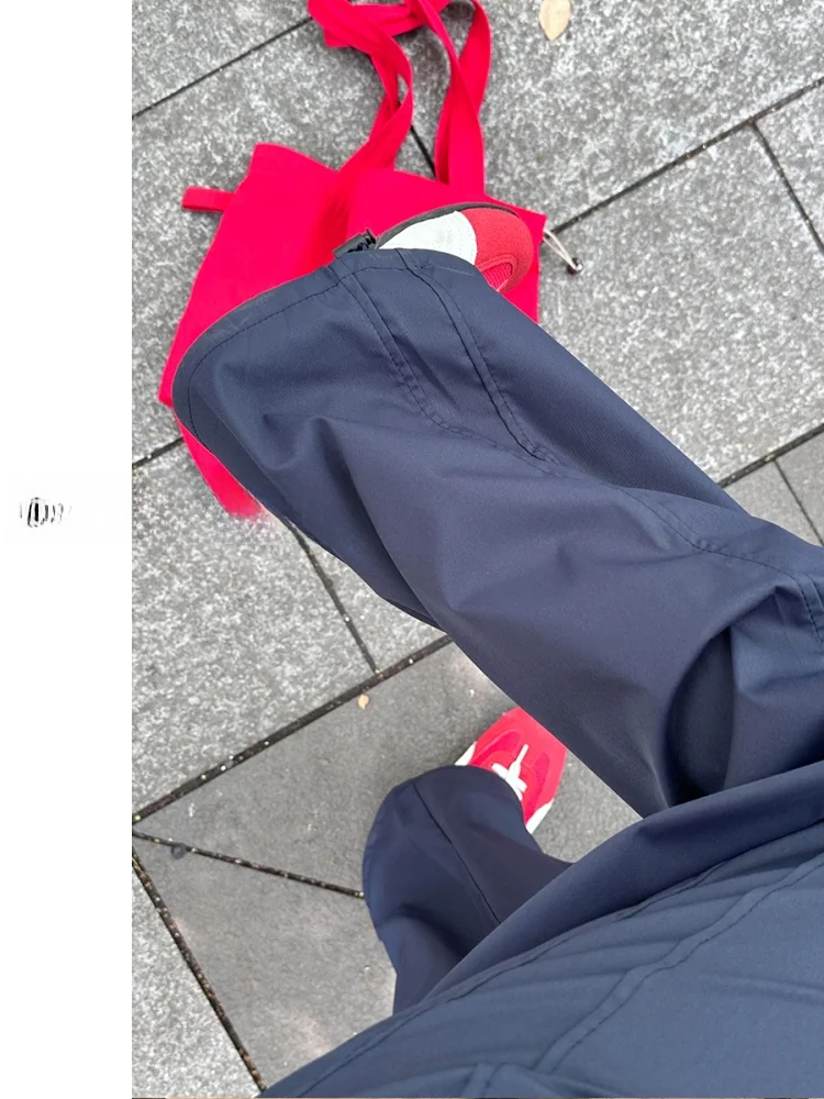 春夏用 藍色ワークパンツ：ゆったりストレートで通勤と日常を快適に