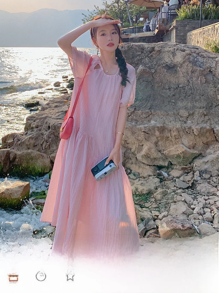 爽やかな感！ピンクのロングドレス：夏用リゾートスタイルのデザインと実用性を解説