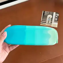 個性的で高品質なソフトシリコンペンケース【大容量・グラデーションカラー・文房具収納用】