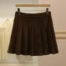 華やかなレースのフラワープリントトップスとジレ、プリーツミニスカート【春向け・セットアップ対応】