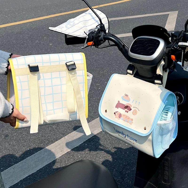 モペードとスクーターの違いを知りたい！そんなとき、どんなハンギングバッグが最適か？
