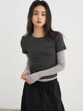ブラックグレーのスタイリッシュな体型カバー女性用アンサンブル【重ね着対応・ロングスリーブ＆ショートスリーブ】（セットアップ対応）