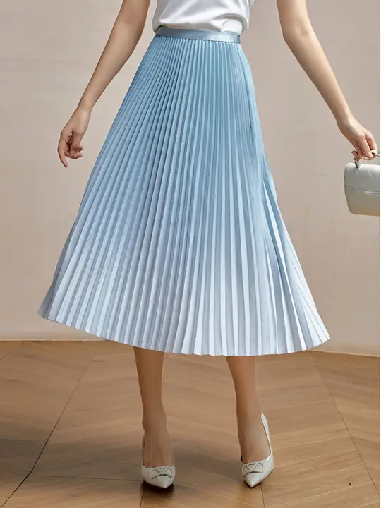 エレガントなデザインのグラデーションプリーツスカート【夏用・ビジネス・便利なハーフスカート】