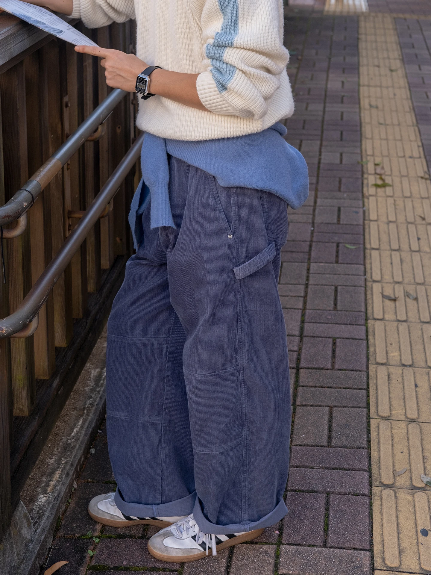 カーゴパンツ メンズ コーデの実態を徹底解説　ストレートパンツの優位性