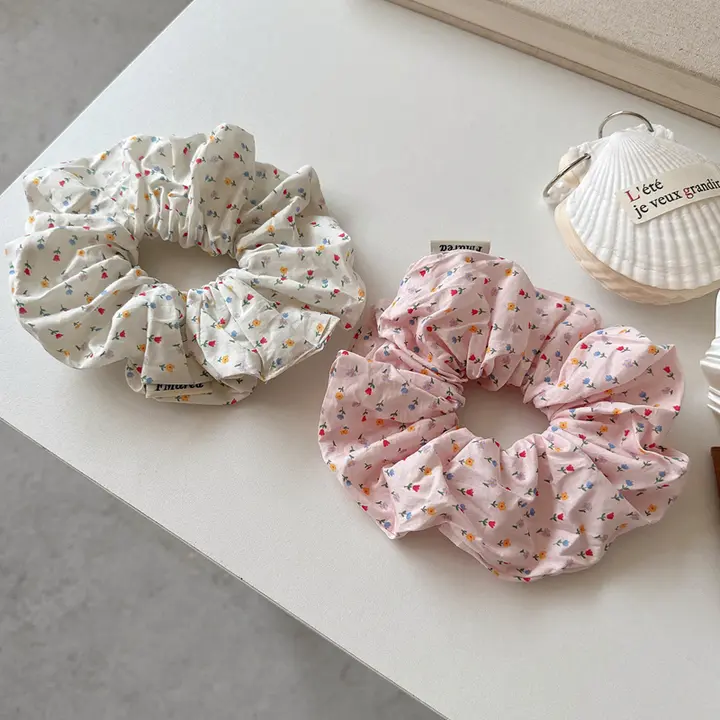 夏にぴったり！花柄デザインのヘアゴム【低めのポニーテール用・シンプルで可愛い】