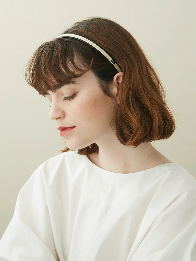 ヘアーアップスタイルで失敗しない方法は？特別限定デザインのヘアバンドが解決する理由