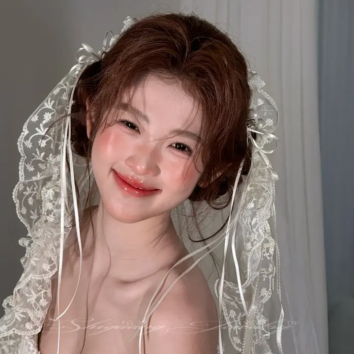 レトロレースのリボン付きヴェール【新婦用・エレガントなヘアアクセサリー】