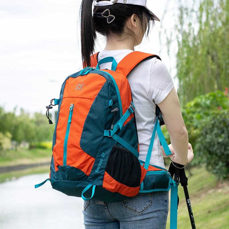 アウトドアバッグを選ぶときに迷うのは、本当に「防水」か「軽量」か？