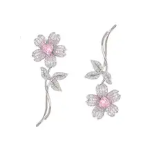 スタイリッシュなジルコン桜のイヤリング【個性的なアシンメトリーデザイン・ファッショナブル】
