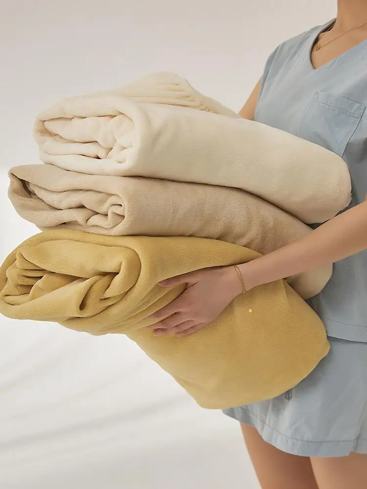 冬のベッドにぴったりな「厚手牛乳絨」は、本当に必要なの？