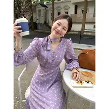 プリントデザインのVネックノースリーブワンピース【フラワー柄・長袖・中丈】