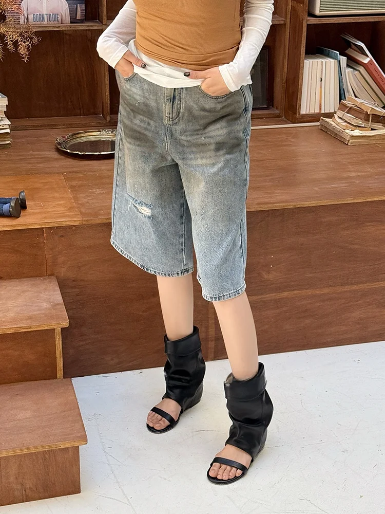 ヴィンテージ風デニムクロップドパンツ：Anna mooer YOUNQUEシリーズの特徴と実用性