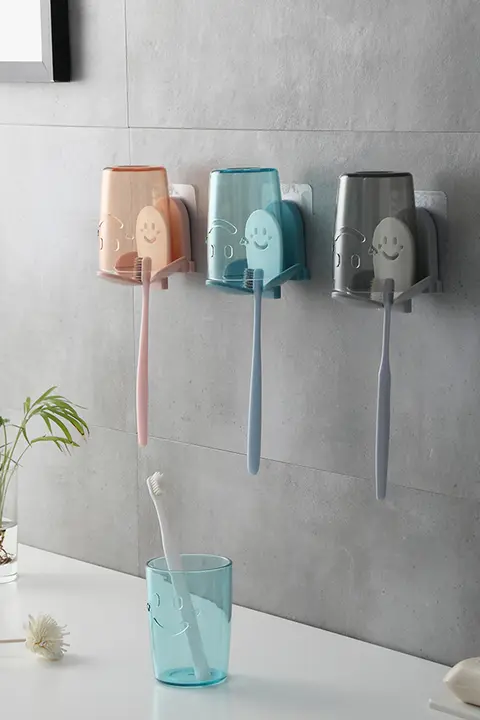 壁掛け式.cartoonデザインの歯ブラシホルダー＆洗面器セット【穴あけ不要・バスルーム用】