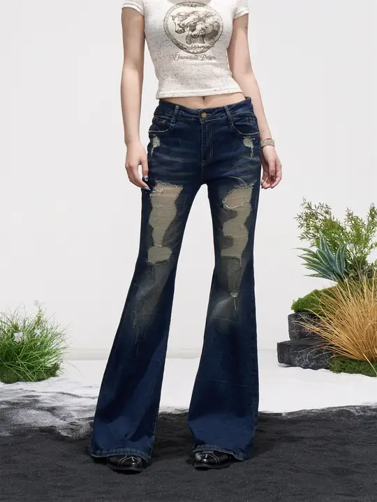 ヴィンテージ風ウォッシュ加工デニムパンツ【フレアシルエット・レディース・春夏用】